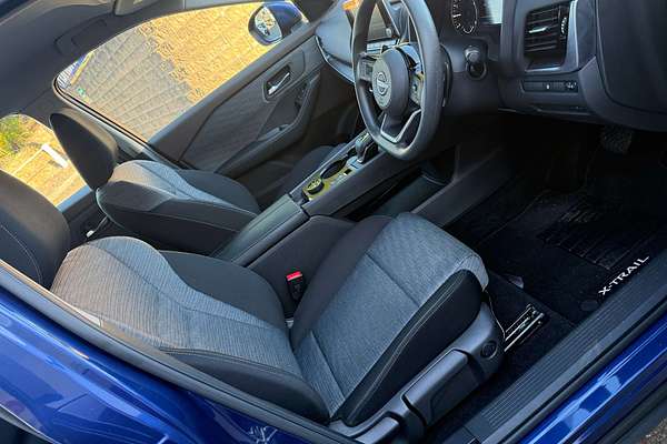 2024 Nissan X-TRAIL ST T33