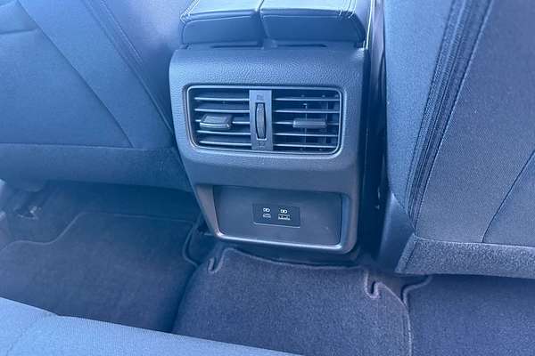2024 Nissan X-TRAIL ST T33