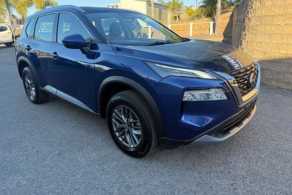 2024 Nissan X-TRAIL ST T33
