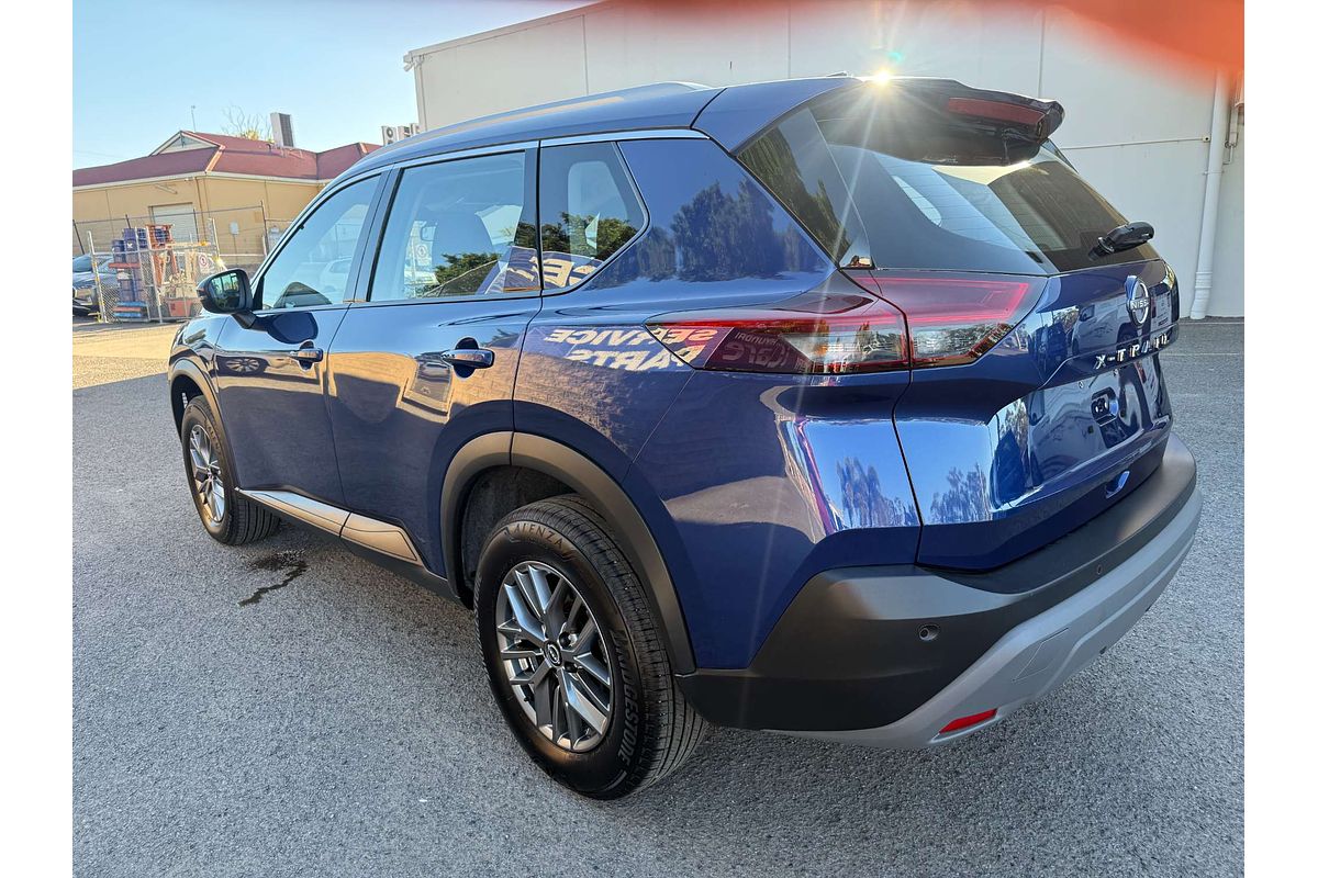 2024 Nissan X-TRAIL ST T33