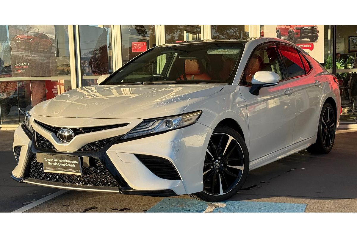 2018 Toyota Camry SX GSV70R