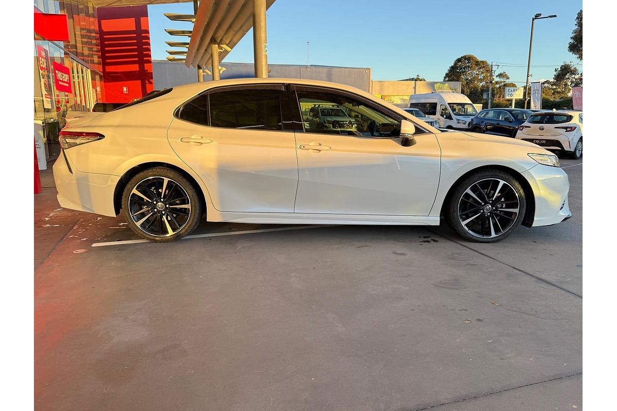 2018 Toyota Camry SX GSV70R