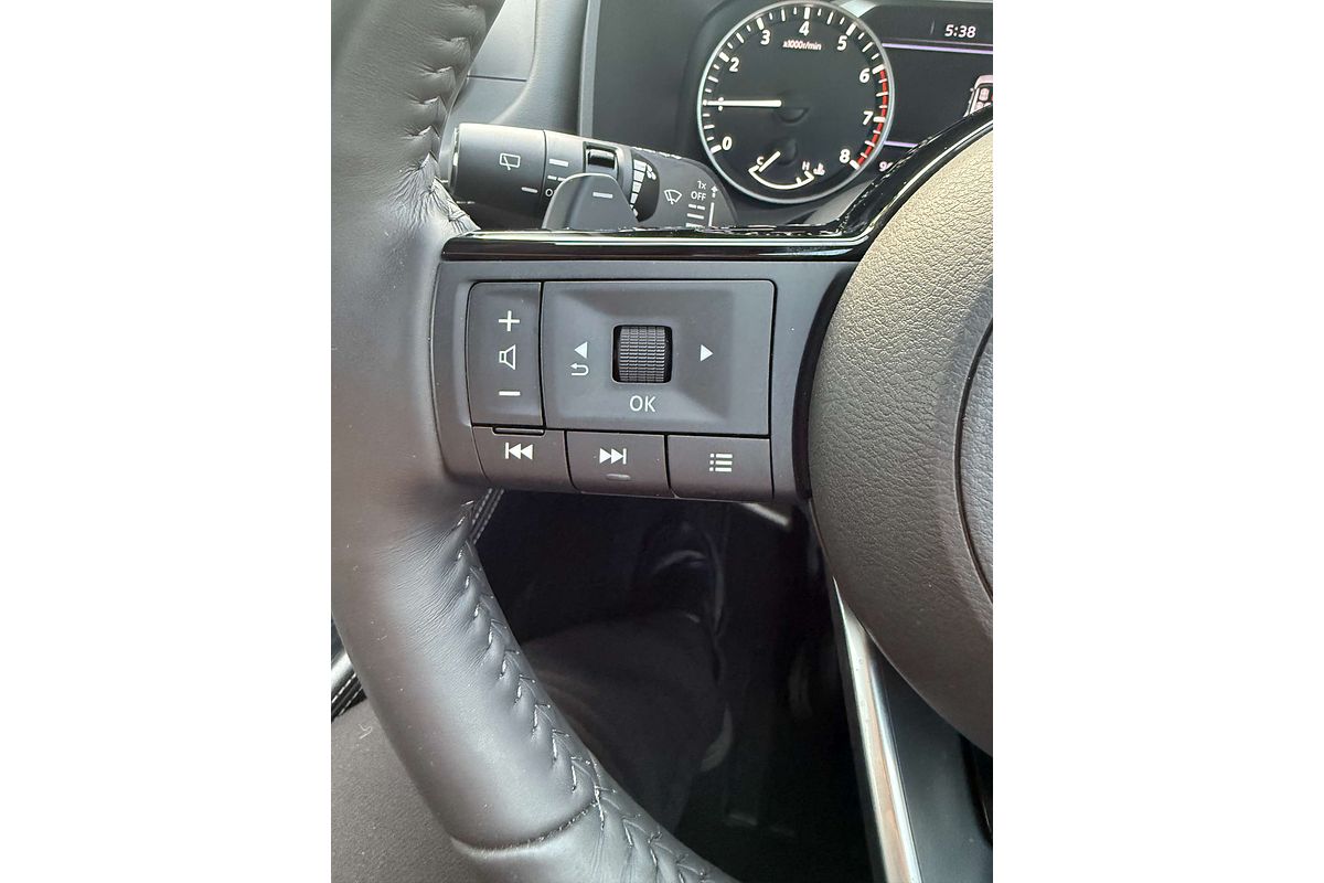 2024 Nissan X-TRAIL ST-L T33