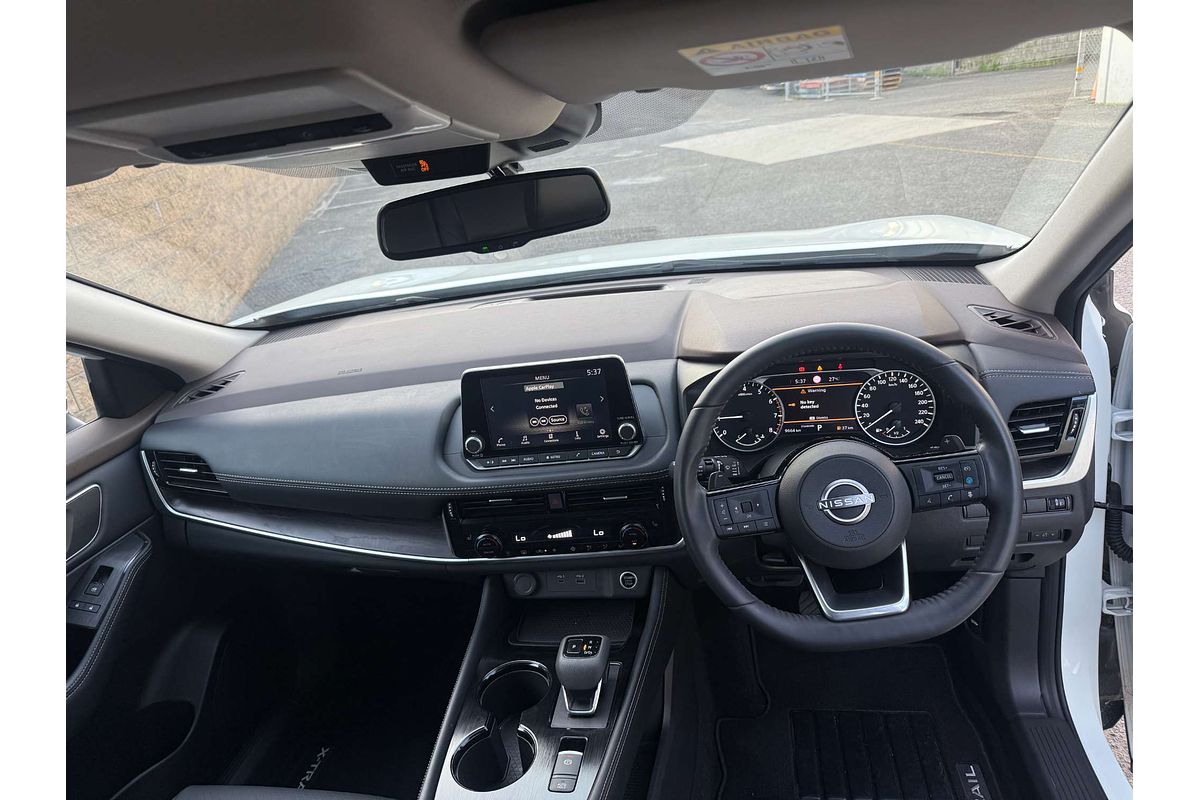 2024 Nissan X-TRAIL ST-L T33
