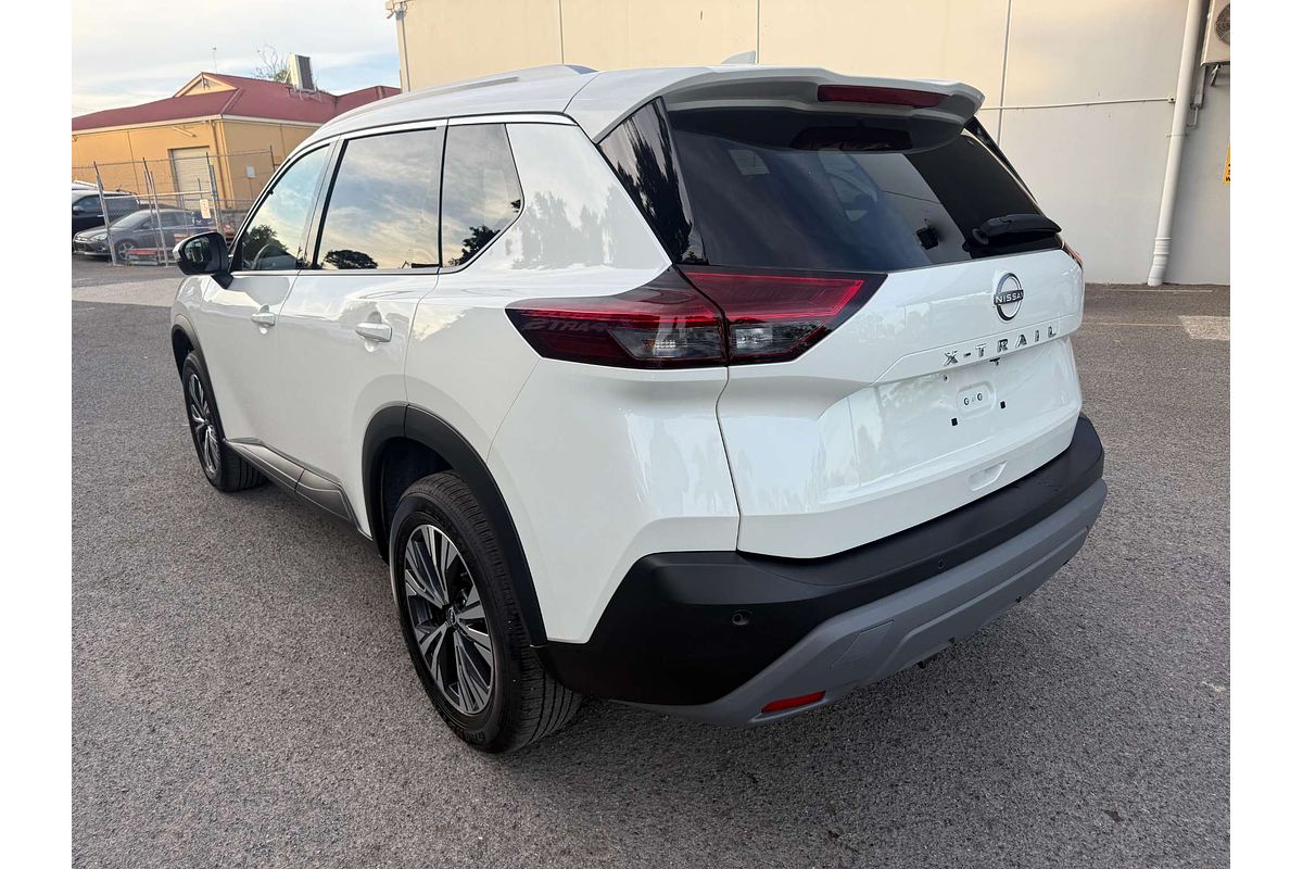 2024 Nissan X-TRAIL ST-L T33