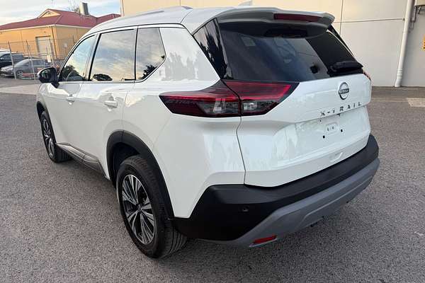2024 Nissan X-TRAIL ST-L T33