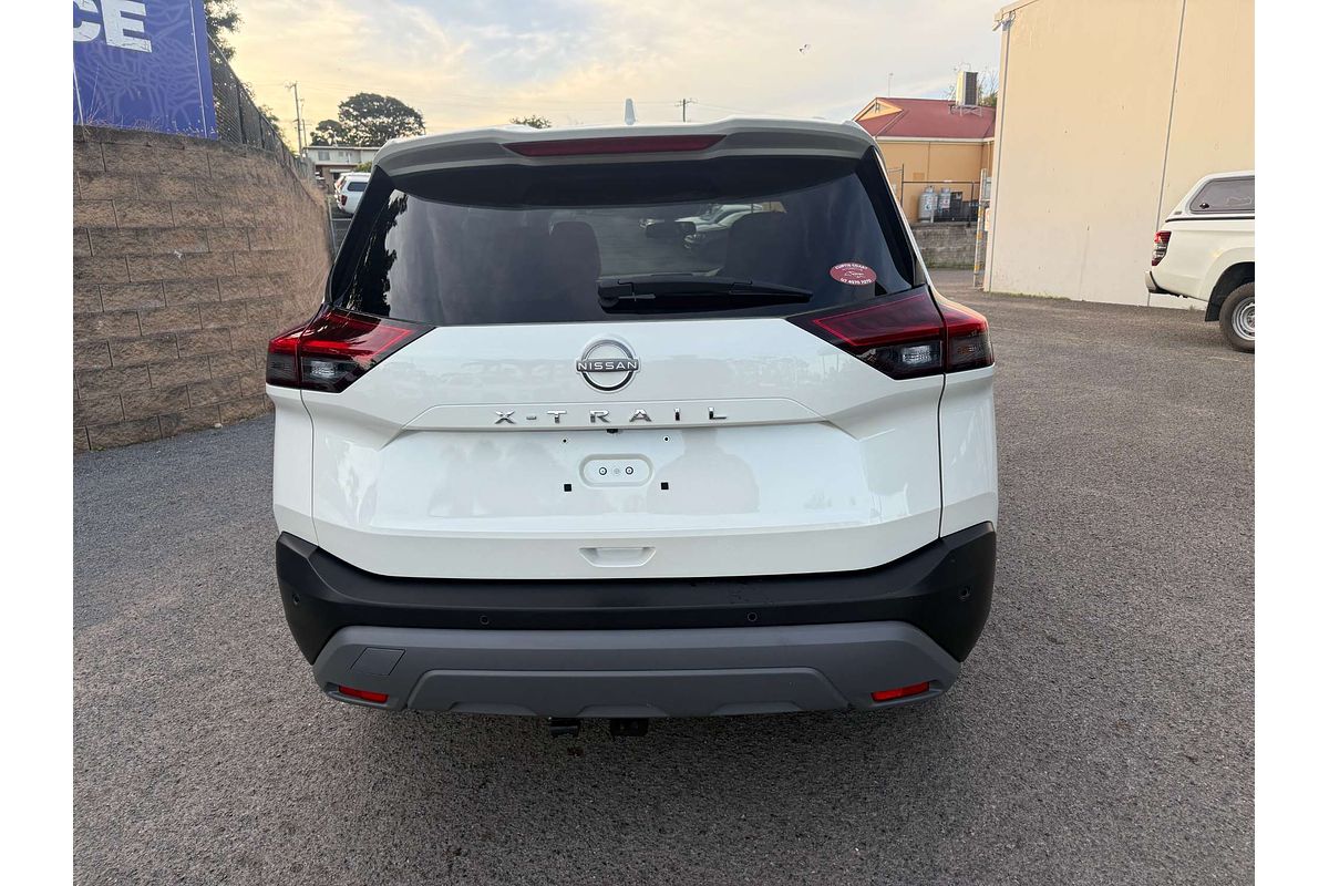 2024 Nissan X-TRAIL ST-L T33
