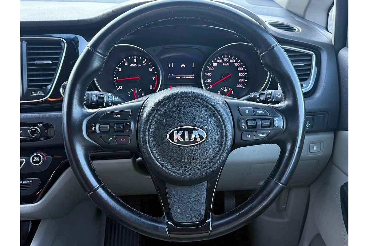 2015 Kia Carnival SLi YP