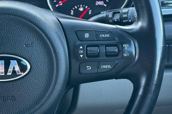2015 Kia Carnival SLi YP