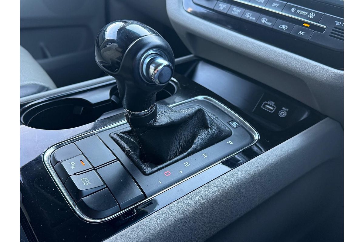 2015 Kia Carnival SLi YP