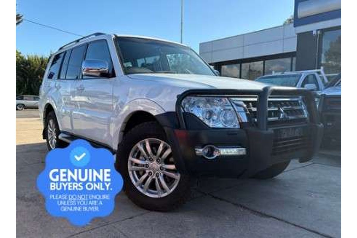 2015 Mitsubishi Pajero GLX NX