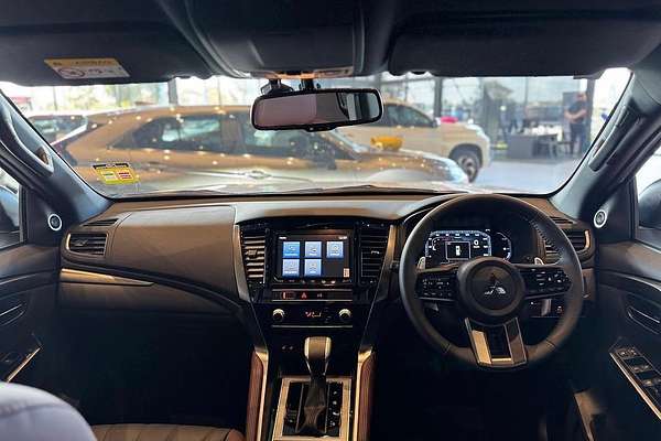 2025 Mitsubishi Pajero Sport GSR QG