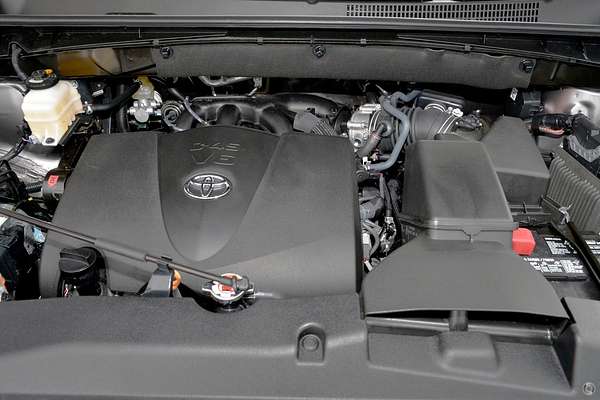 2018 Toyota Kluger Grande GSU55R