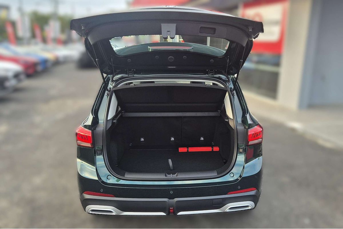 2025 MG ZS Essence Turbo ZS32
