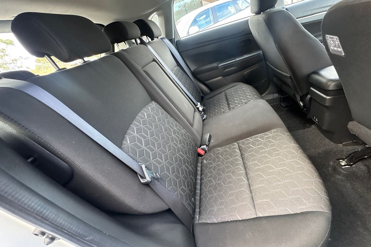 2022 Mitsubishi ASX ES XD