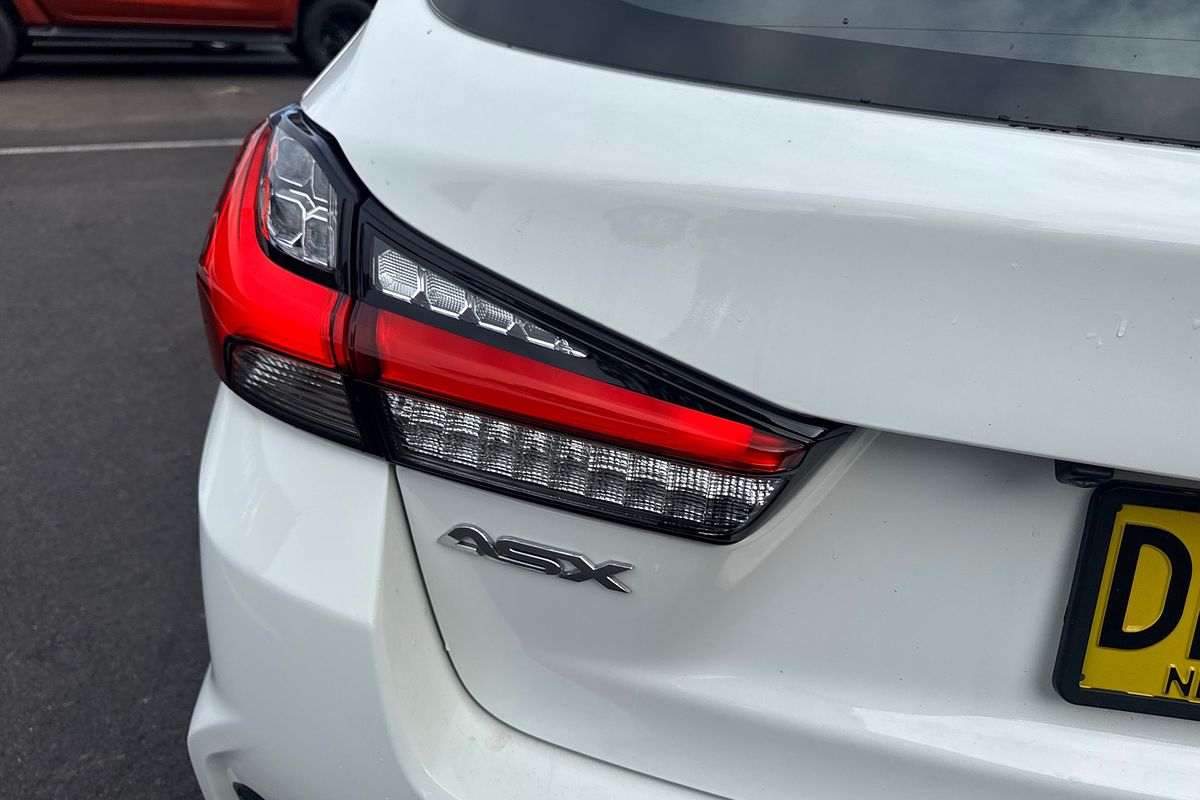 2022 Mitsubishi ASX ES XD