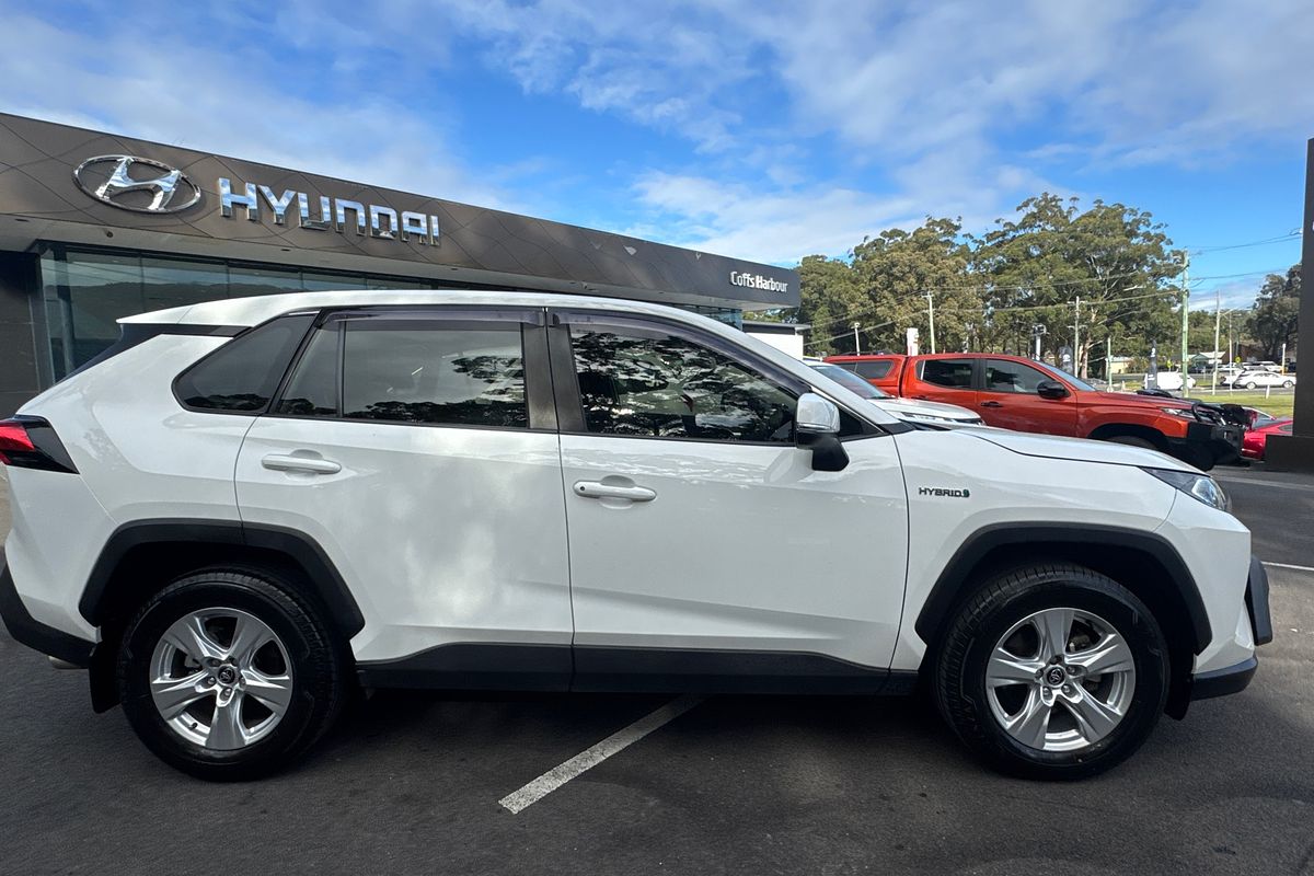 2020 Toyota RAV4 GX AXAH54R