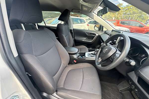 2020 Toyota RAV4 GX AXAH54R