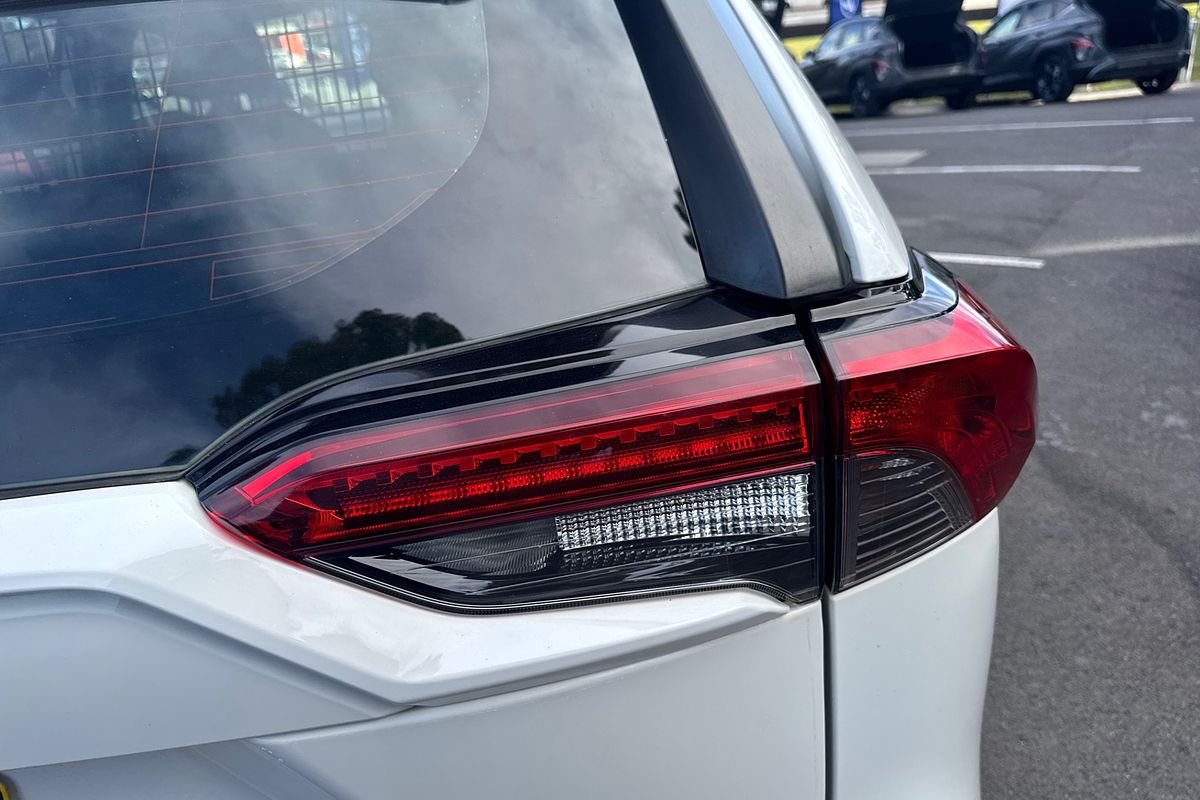 2020 Toyota RAV4 GX AXAH54R