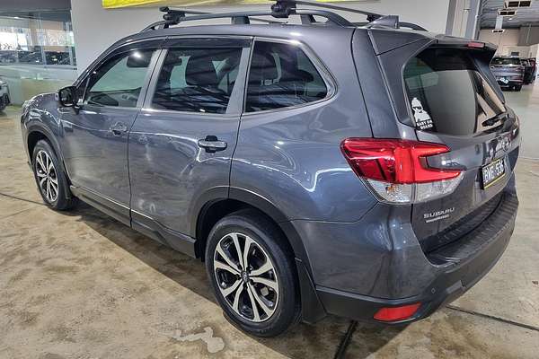 2021 Subaru Forester 2.5i Premium S5
