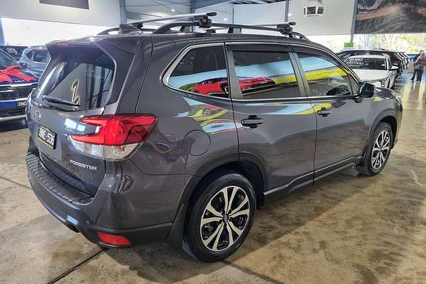 2021 Subaru Forester 2.5i Premium S5