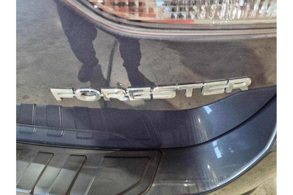 2021 Subaru Forester 2.5i Premium S5