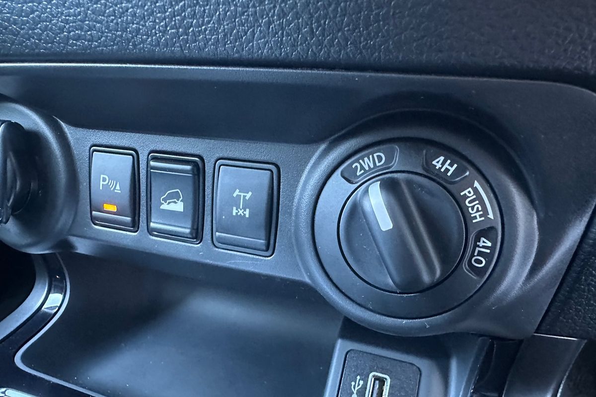 2023 Nissan Navara PRO-4X D23 4X4