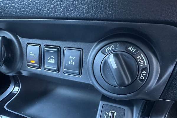 2023 Nissan Navara PRO-4X D23 4X4