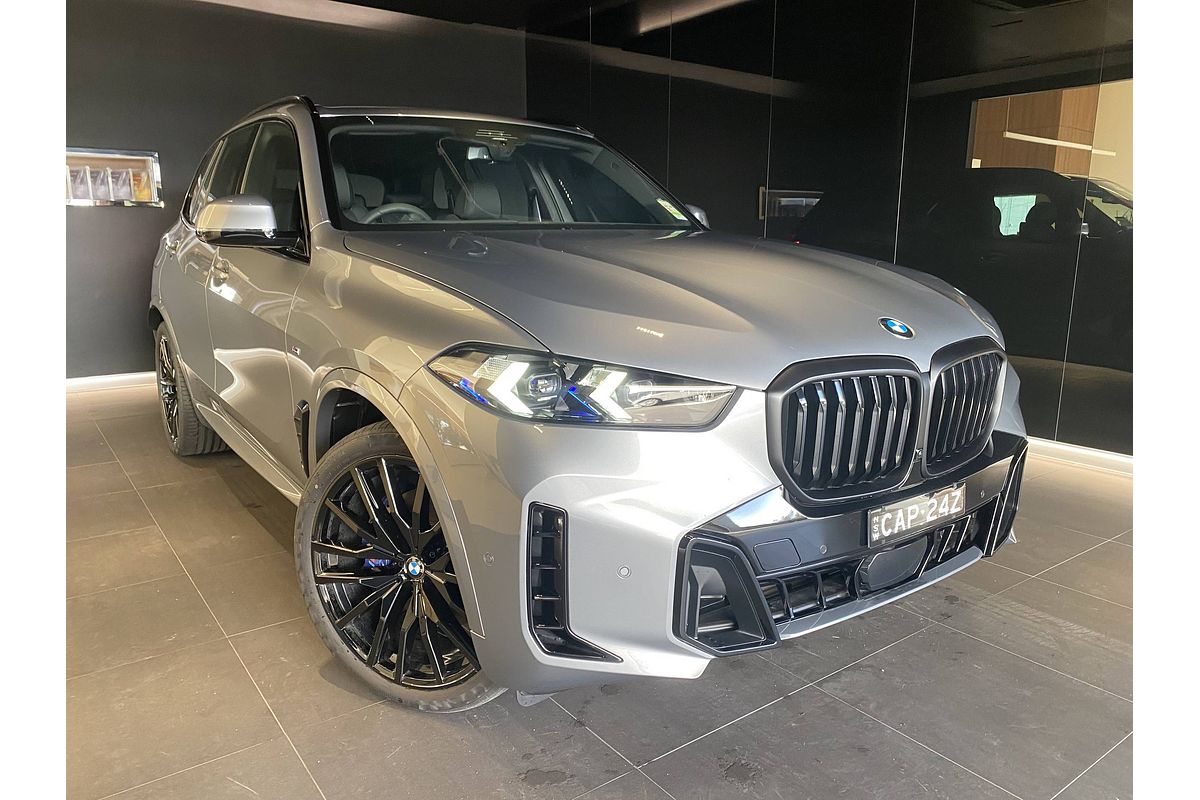 2025 BMW G05