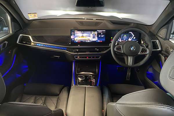 2025 BMW G05
