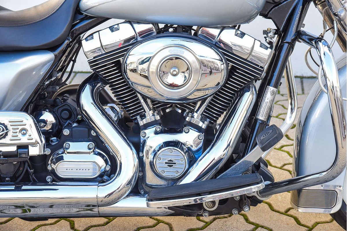 2011 Harley-Davidson Road King 1690 (FLHR) Touring