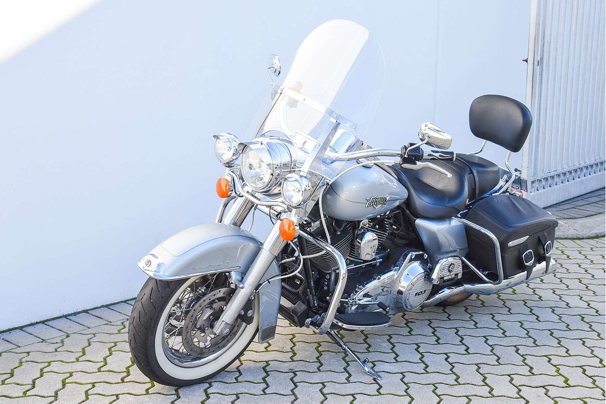 2011 Harley-Davidson Road King 1690 (FLHR) Touring