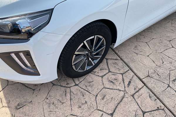 2022 Hyundai IONIQ Electric Elite AE.V4
