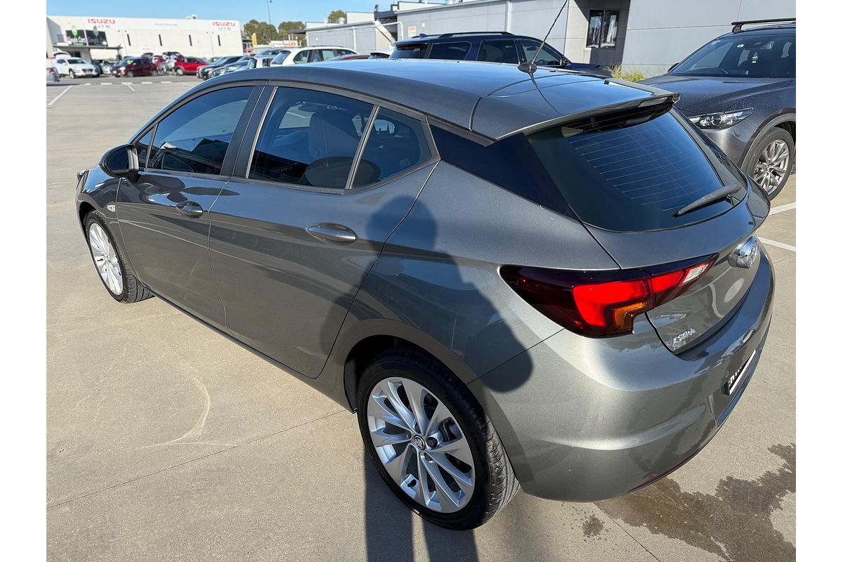 2018 Holden Astra R BK