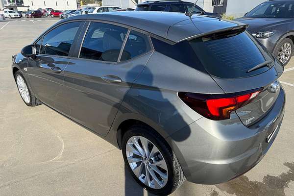 2018 Holden Astra R BK