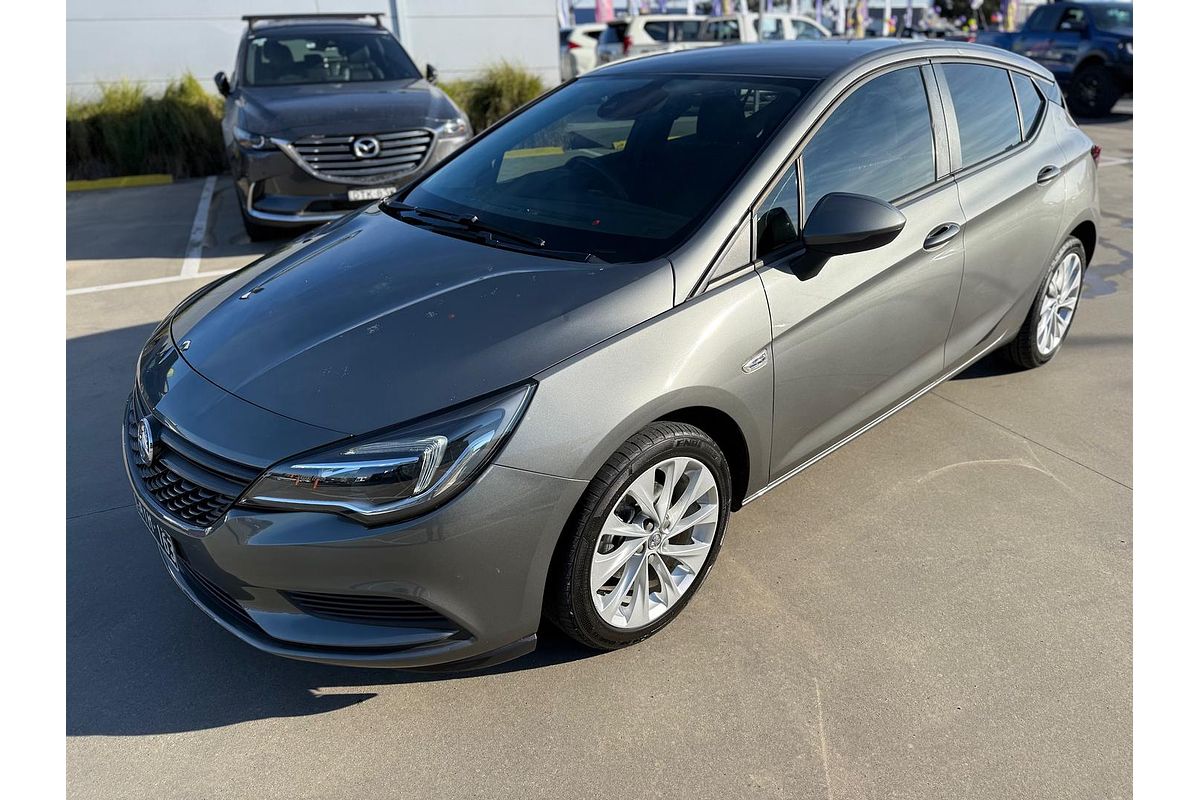 2018 Holden Astra R BK