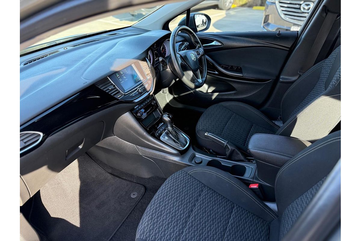 2018 Holden Astra R BK