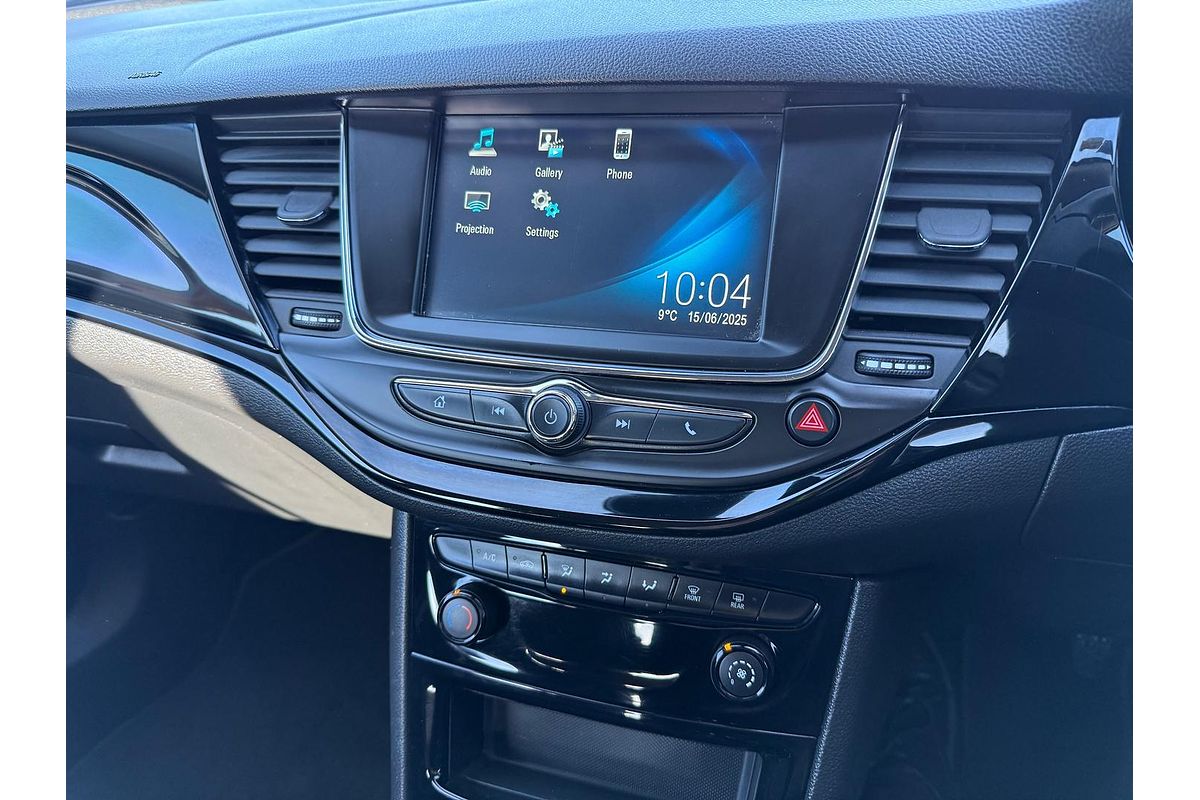 2018 Holden Astra R BK