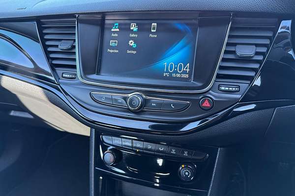 2018 Holden Astra R BK
