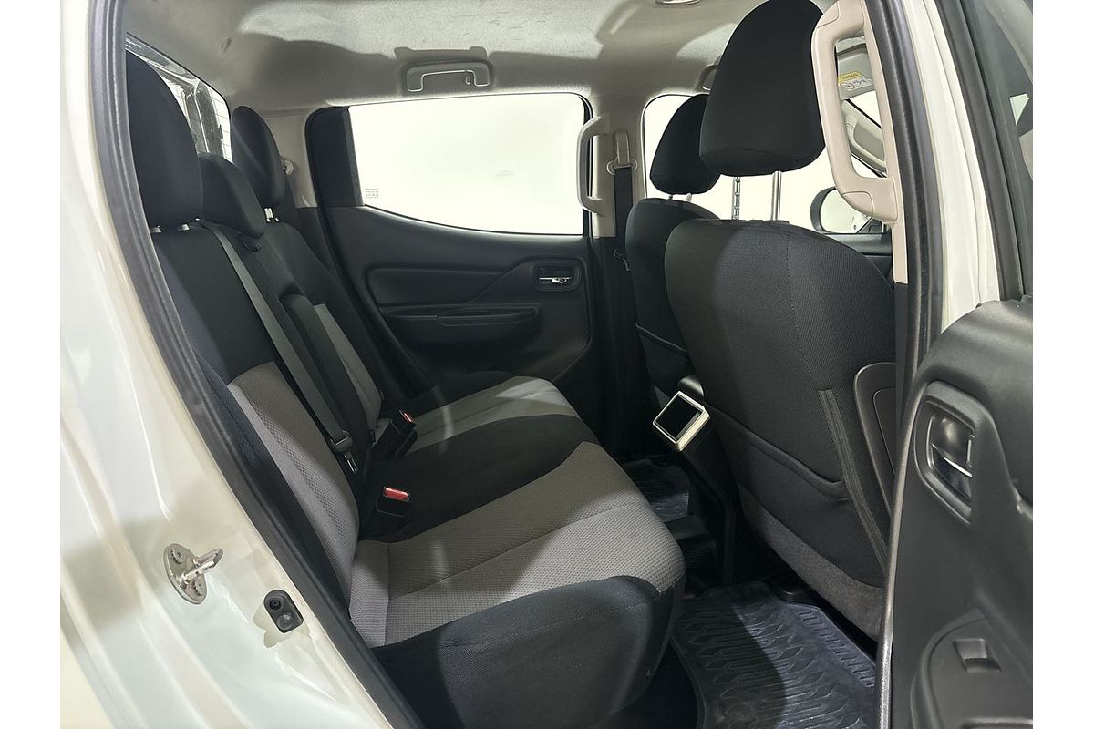 2018 Mitsubishi Triton GLX MR 4X4