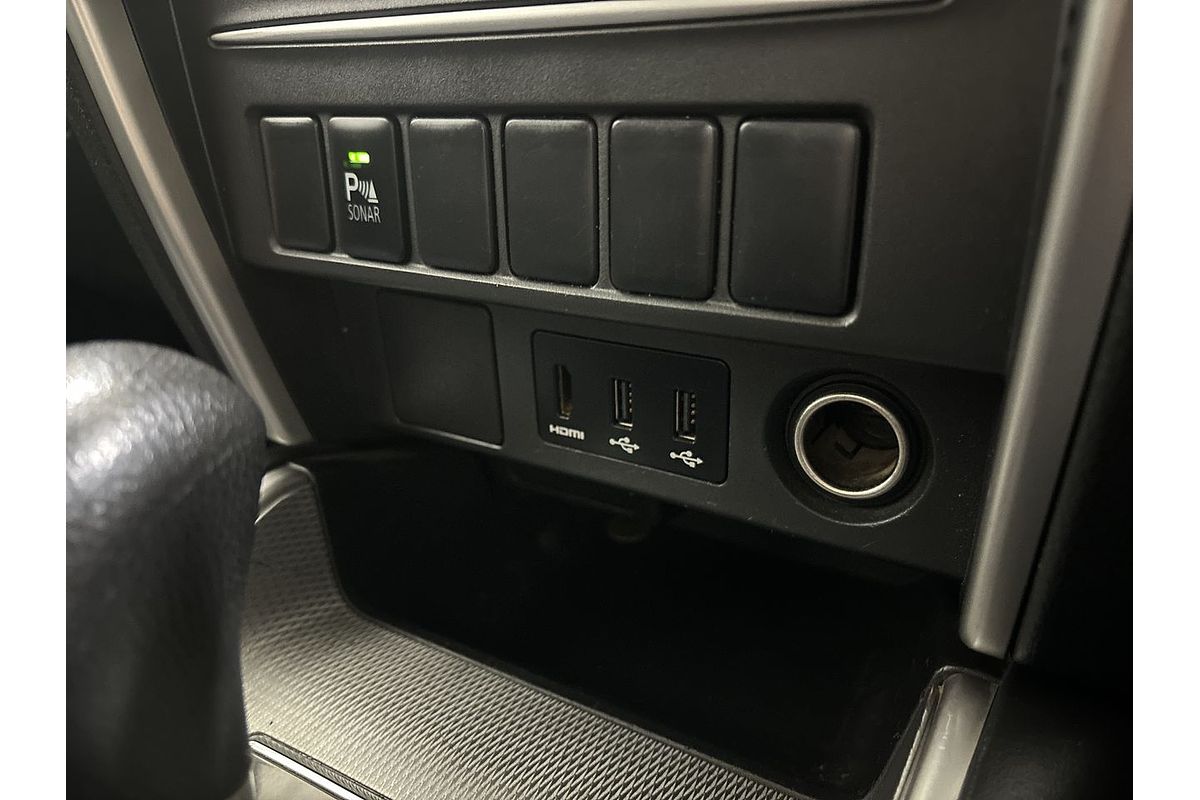 2018 Mitsubishi Triton GLX MR 4X4