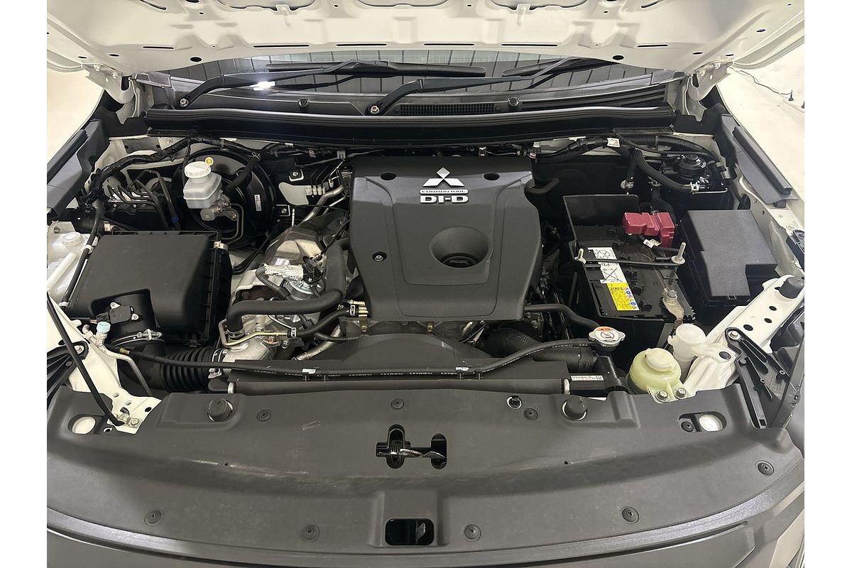 2018 Mitsubishi Triton GLX MR 4X4