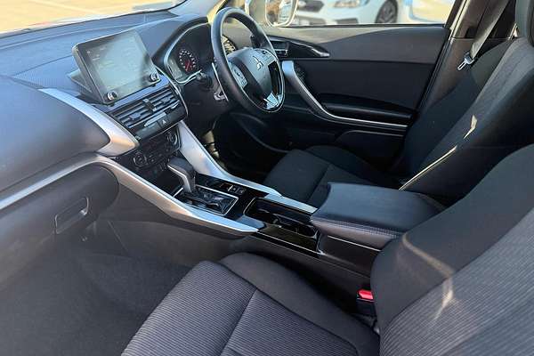 2023 Mitsubishi Eclipse Cross LS YB