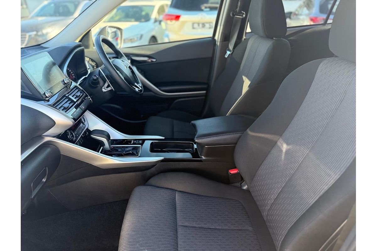 2023 Mitsubishi Eclipse Cross LS YB