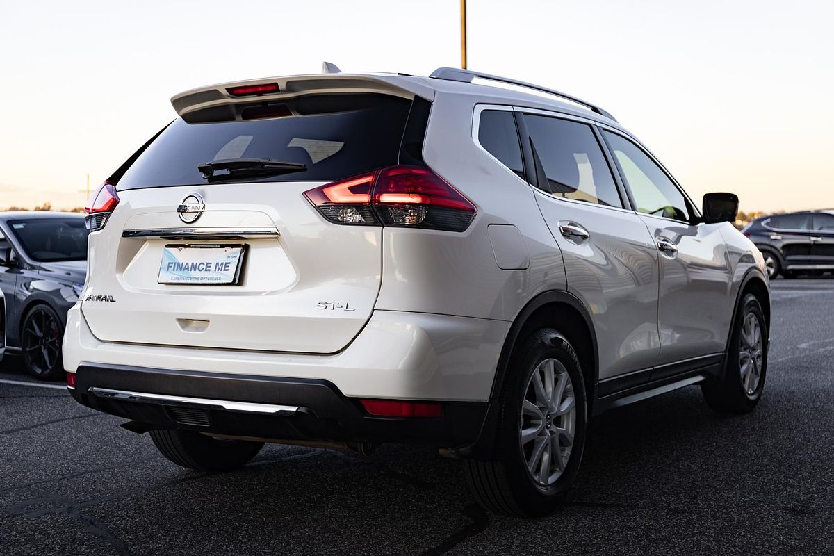 2017 Nissan X-TRAIL ST-L T32 Series II
