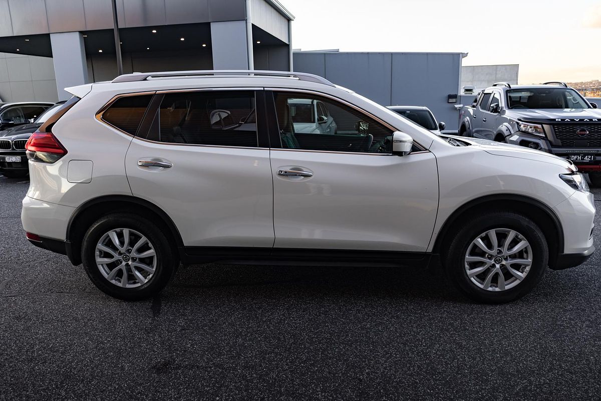 2017 Nissan X-TRAIL ST-L T32 Series II