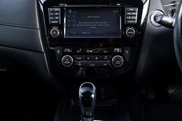 2017 Nissan X-TRAIL ST-L T32 Series II