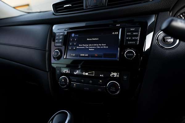 2017 Nissan X-TRAIL ST-L T32 Series II
