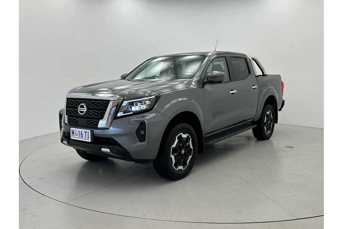 Nissan NAVARA 4X4 2.3 DSL AUTO DC ST-X LN