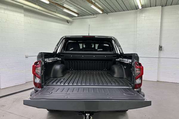 2025 Nissan Navara ST-X D23 4X4